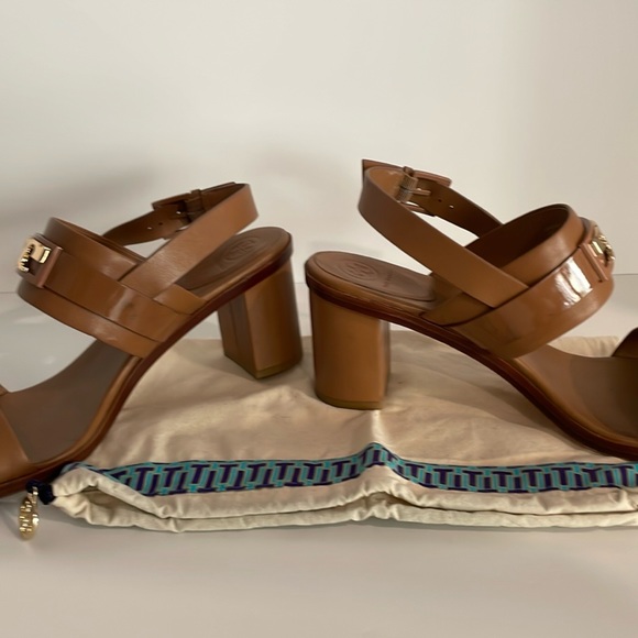 Tory Burch Gigi sandals - Picture 2 of 5